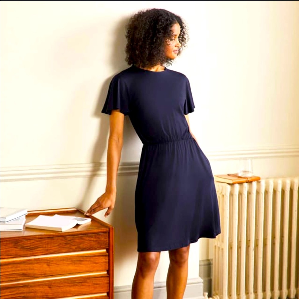 NWT! Boden Flutter Sleeve Jersey Dress - Size 14 - Navy